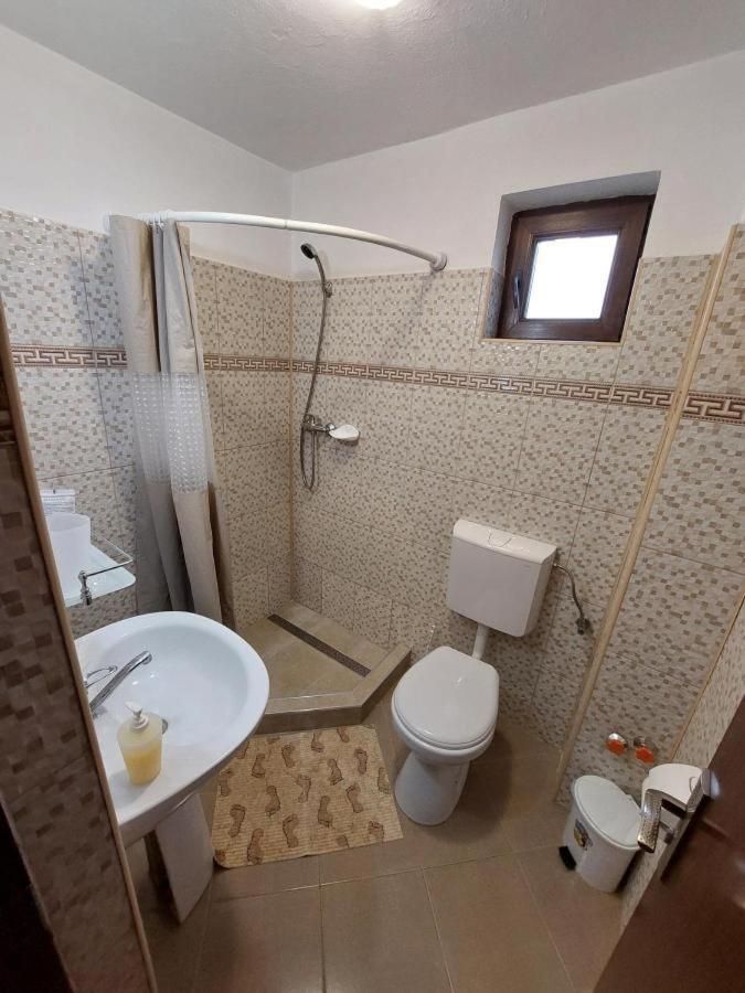 Casa Fabrizio Hotel Calimanesti Ngoại thất bức ảnh